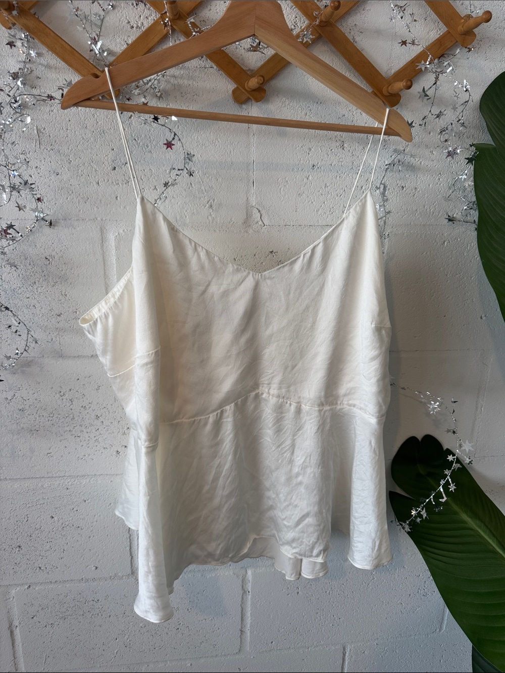 Off white flowy top